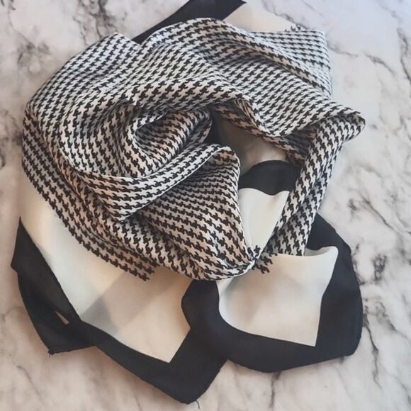 Silky Scarf Simple Pattern Scarf 70cm Square Neck Scarves Shawl - Picture 4 of 9